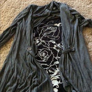 Women’s shirt